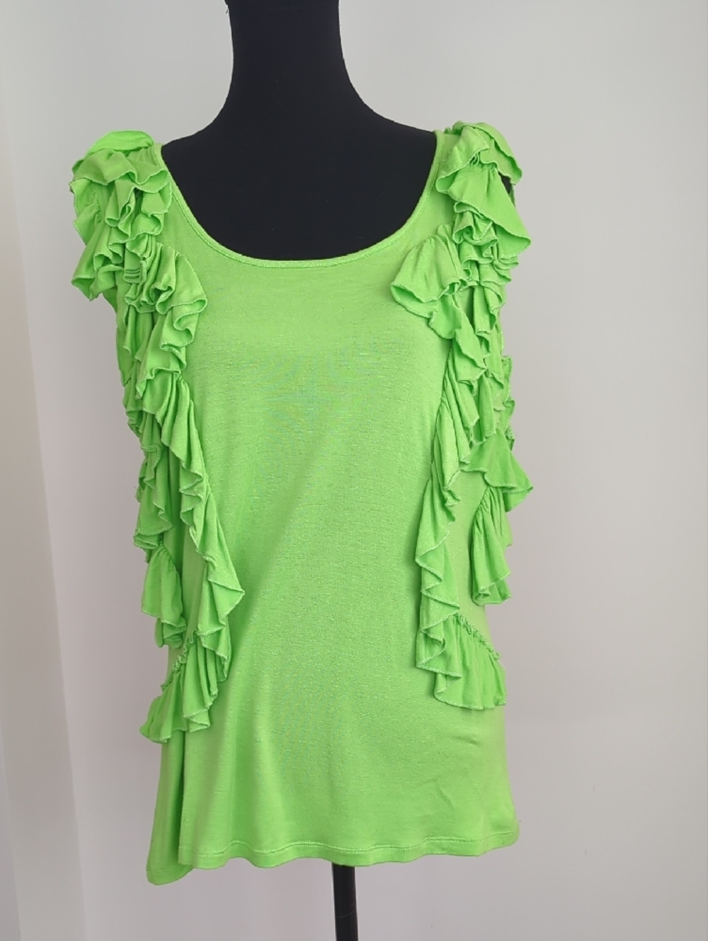 NWT Alberto Makali Lime Green Ruffle Sleeveless Tank - Picture 7 of 14